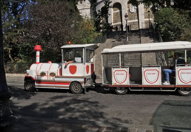 モンマルトルのプチトラン クチコミ・アクセス・営業時間｜パリ