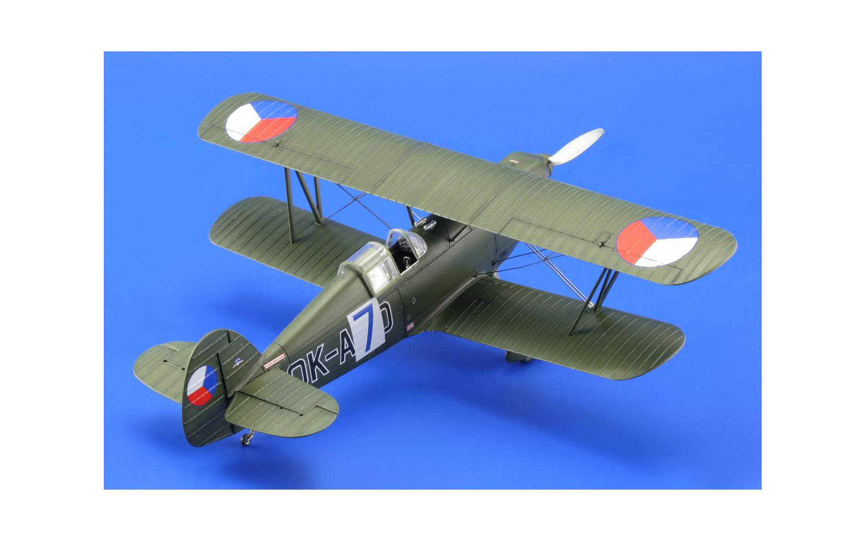 Avia B.534 Quattro Combo - Royal Class edition - Eduard 0010