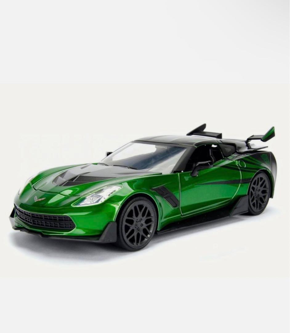 廃盤　Jada Toysトランスフォーマー/最後の騎士王　2016年型シボレー Amazon.com: Jada Transformers The Last Knight Bumblebee 2016