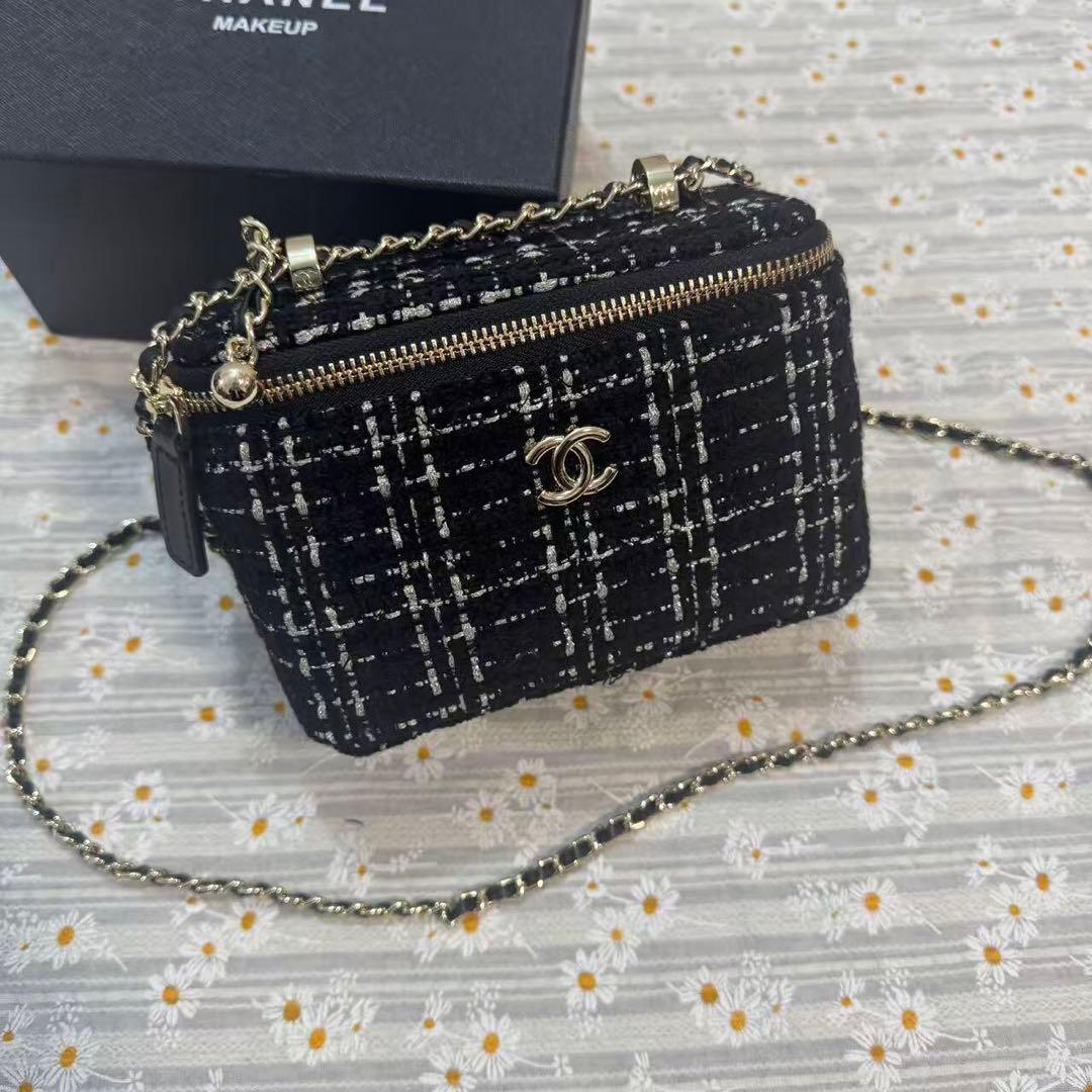 VIP限定 ノベルティ ツツイードポーチ ショルダーバッグ ブラック CHANEL ショルダーバッグ ブラックツイードバニティノベルティ｜Yahoo